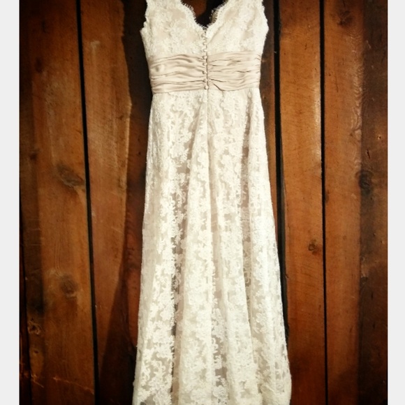 Champagne Lace Bridal Gown - Picture 3 of 4